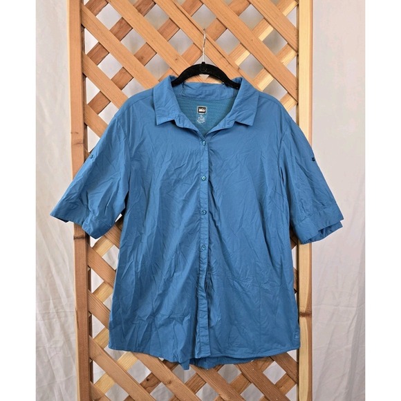 REI Tops - REI Women's Hiking Shirt Short sleeve - Teal - Size XL - Lightweight button down